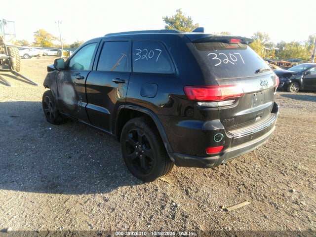 1C4RJFAG5JC423207 Jeep Grand Cherokee Upland 4x4