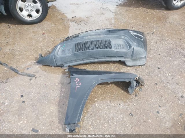 1C4RJEAGXJC113905 Jeep Grand Cherokee Laredo E 4x2