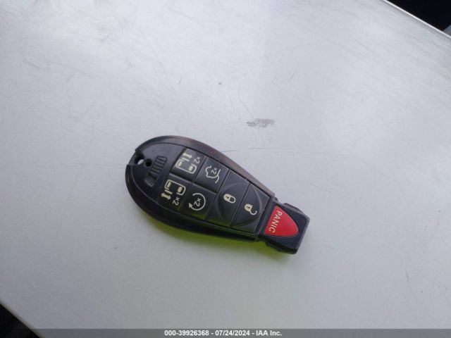 2C4RC1CG8ER237474 Chrysler Town & Country Touring-l