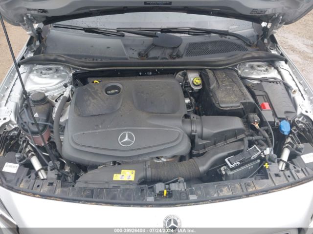 WDCTG4EB4JJ398359 Mercedes-Benz GLA 250