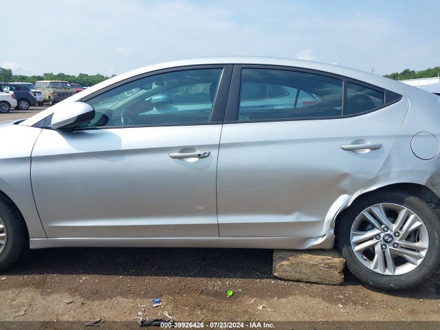 Hyundai Elantra Value Edition 2019 5NPD84LF6KH436357 Image 15
