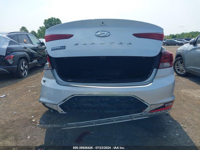 Hyundai Elantra Value Edition 2019 5NPD84LF6KH436357 Image 17