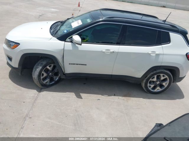 3C4NJDCB2JT137999 Jeep Compass Limited 4x4