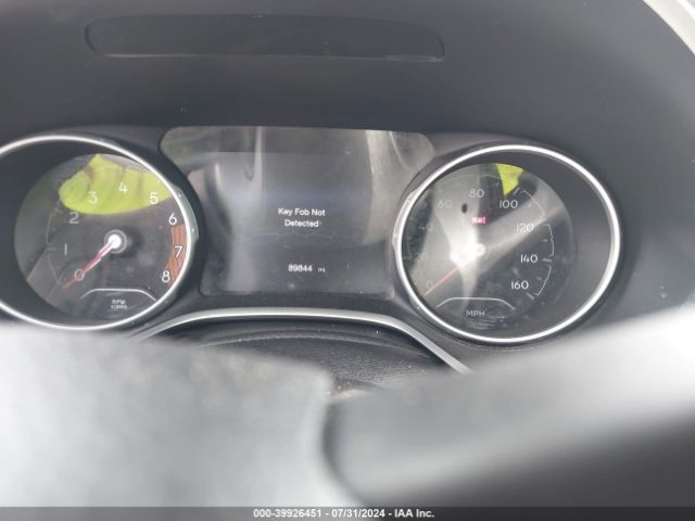 3C4NJDCB2JT137999 Jeep Compass Limited 4x4