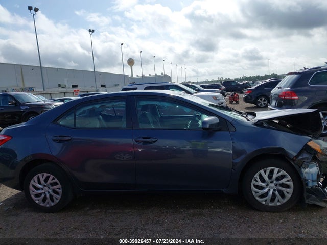 Toyota COROLLA LE 2018 5YFBURHE6JP816994 Image 14
