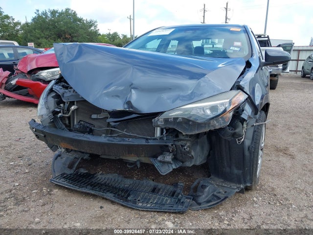 Toyota COROLLA LE 2018 5YFBURHE6JP816994 Image 6