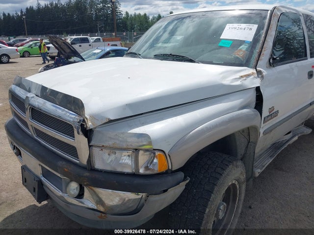 39926478 :رقم المزاد ، 3B7KF2368XG185374 vin ، 1999 Dodge Ram 2500 St مزاد بيع