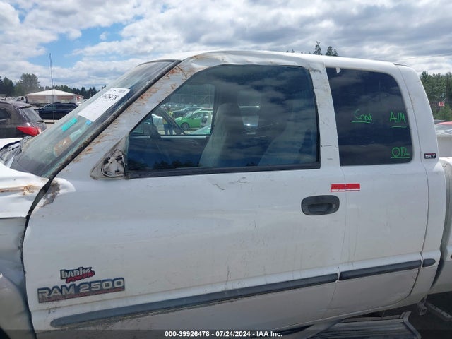 39926478 :رقم المزاد ، 3B7KF2368XG185374 vin ، 1999 Dodge Ram 2500 St مزاد بيع