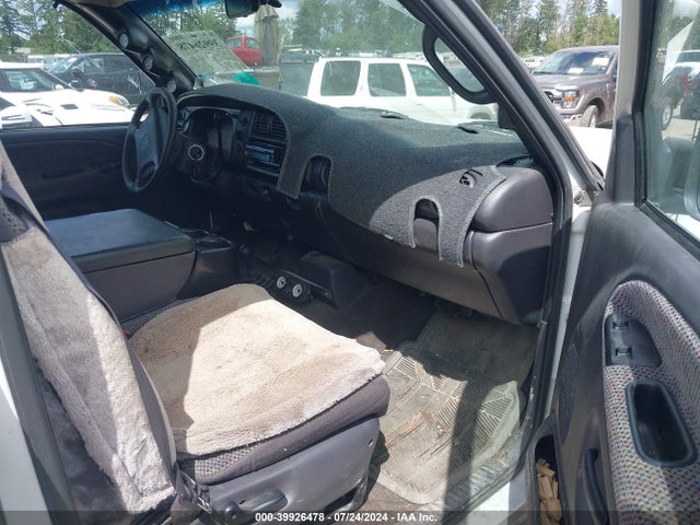 39926478 :رقم المزاد ، 3B7KF2368XG185374 vin ، 1999 Dodge Ram 2500 St مزاد بيع