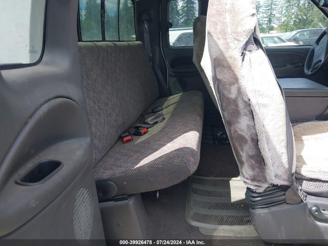 39926478 :رقم المزاد ، 3B7KF2368XG185374 vin ، 1999 Dodge Ram 2500 St مزاد بيع