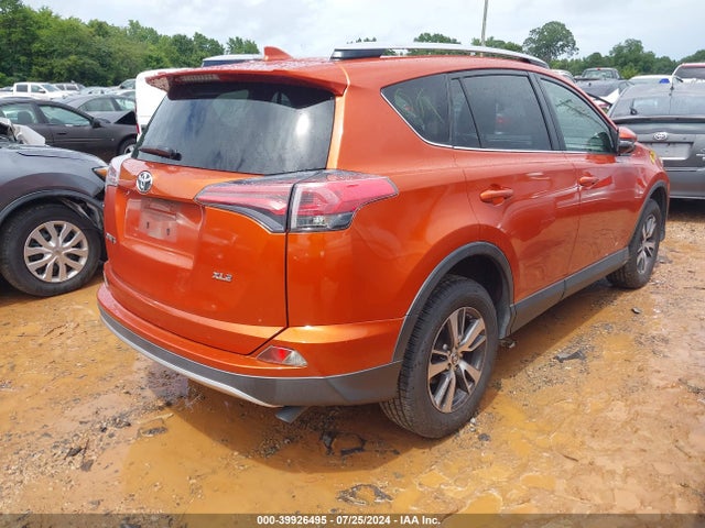Toyota Rav4 Xle 2016 JTMWFREV7GD087027 Image 4