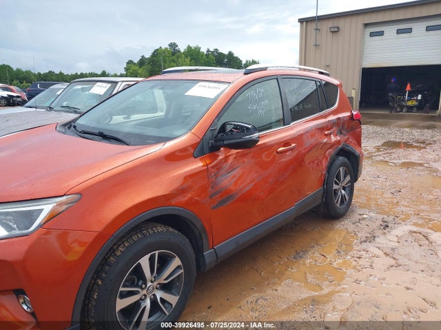 Toyota Rav4 Xle 2016 JTMWFREV7GD087027 Image 6