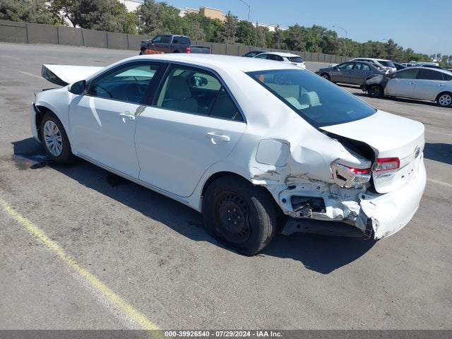 Toyota CAMRY LE 2014 4T4BF1FK5ER423471 Image 3