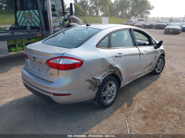 3FADP4BJ5HM157872 Ford FIESTA SE
