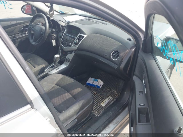Chevrolet Cruze 1lt Auto 2015 1G1PC5SB7F7144963 Image 5