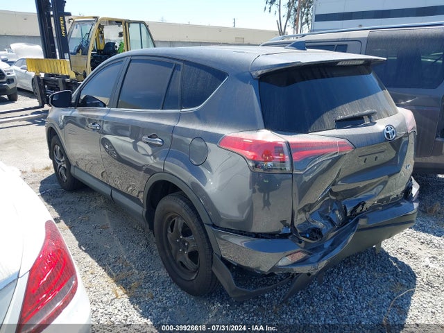 Toyota RAV4 LE 2017 2T3ZFREV7HW362977 Image 3