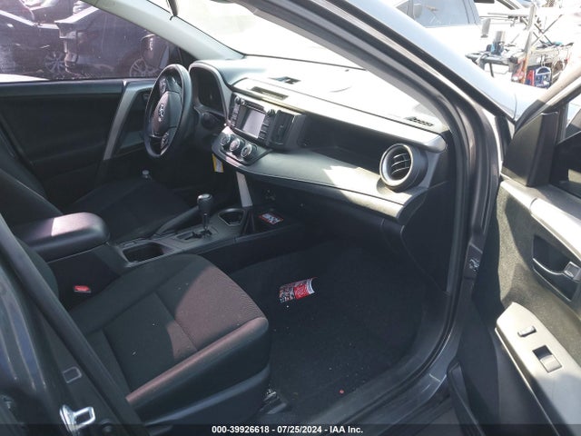 Toyota RAV4 LE 2017 2T3ZFREV7HW362977 Image 5