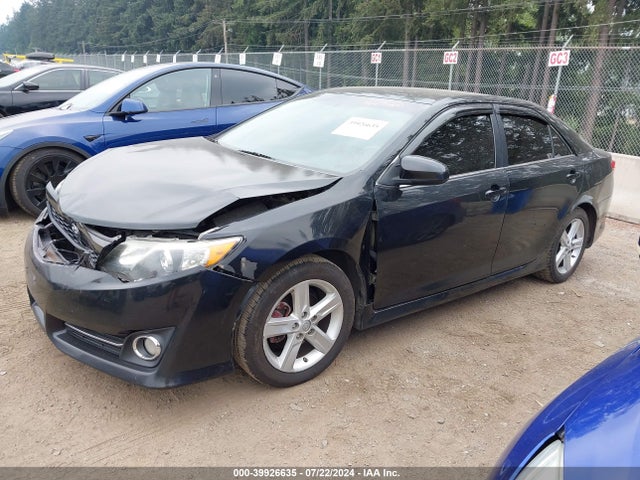 Toyota CAMRY SE 2014 4T1BF1FKXEU785631 Image 2