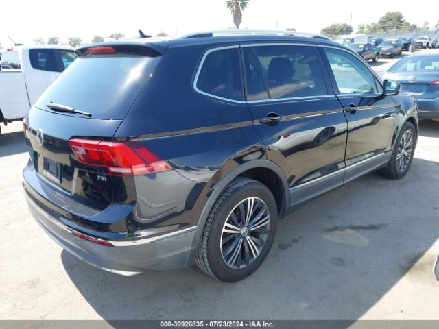 3VV3B7AX1JM002352 Volkswagen Tiguan 2.0t Se/2.0t Sel