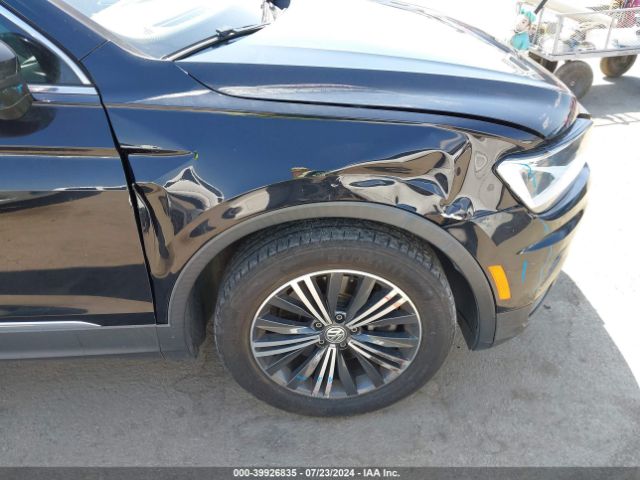 3VV3B7AX1JM002352 Volkswagen Tiguan 2.0t Se/2.0t Sel