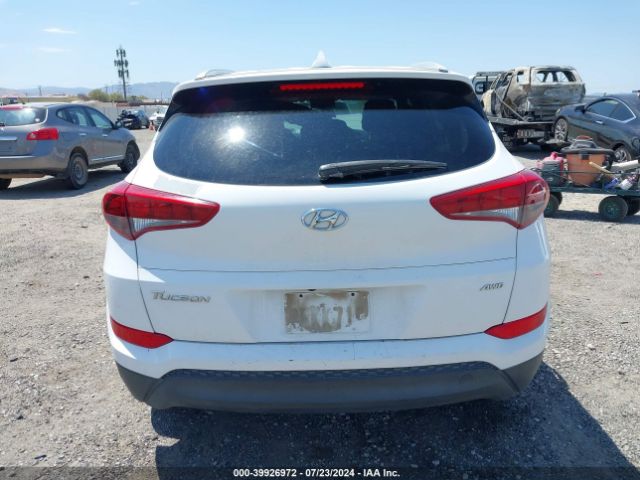 KM8J3CA48JU767809 Hyundai TUCSON SEL