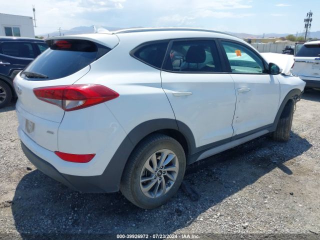 KM8J3CA48JU767809 Hyundai TUCSON SEL