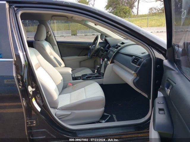 4T4BF1FK4ER408752 Toyota CAMRY LE