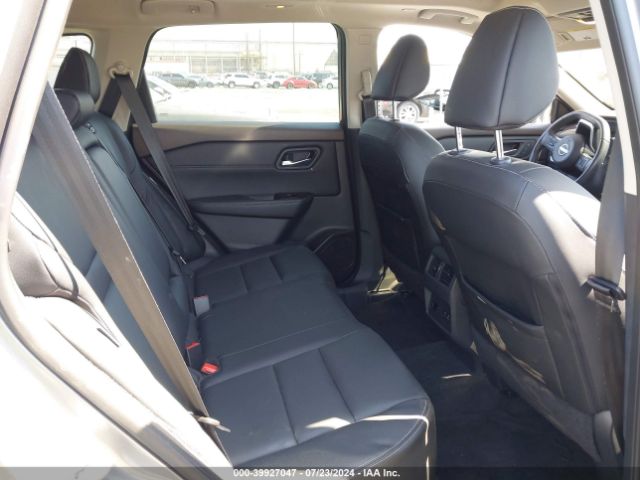 5N1BT3CA3NC689796 Nissan Rogue Sl Fwd
