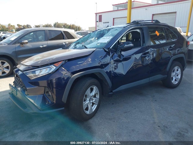 Toyota Rav4 Xle 2020 2T3W1RFV9LC068040 Image 2