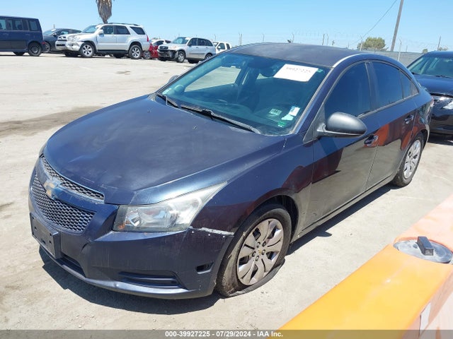 Chevrolet Cruze Ls Auto 2014 1G1PA5SH4E7310199 Image 2
