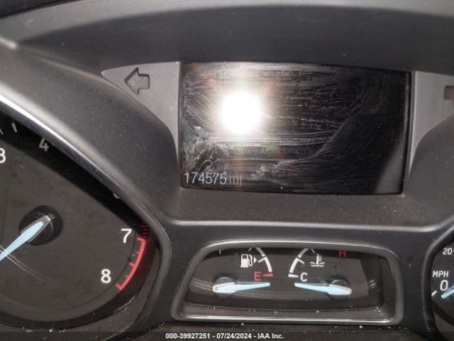1FMCU0GD5HUD11997 Ford ESCAPE SE