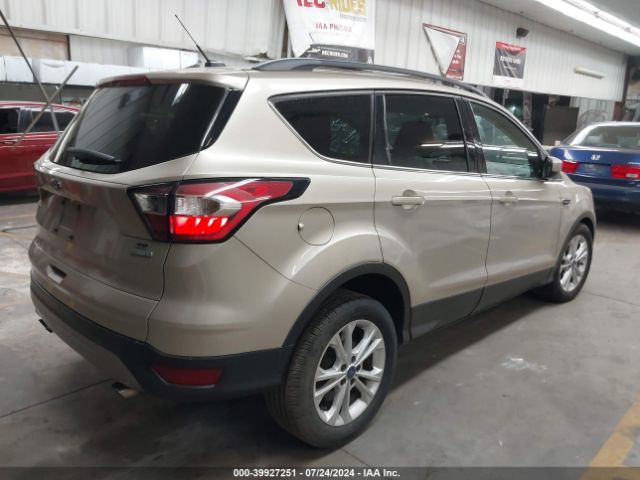 1FMCU0GD5HUD11997 Ford ESCAPE SE
