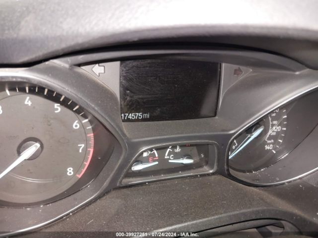 1FMCU0GD5HUD11997 Ford ESCAPE SE