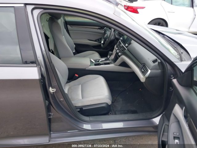 1HGCV1F13KA048479 Honda ACCORD LX