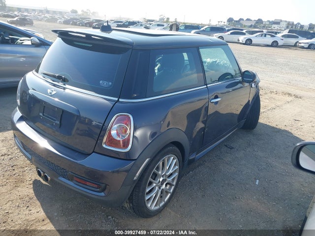 2012 MINI COOPER S WMWSV3C57CTY16402 Photo 3