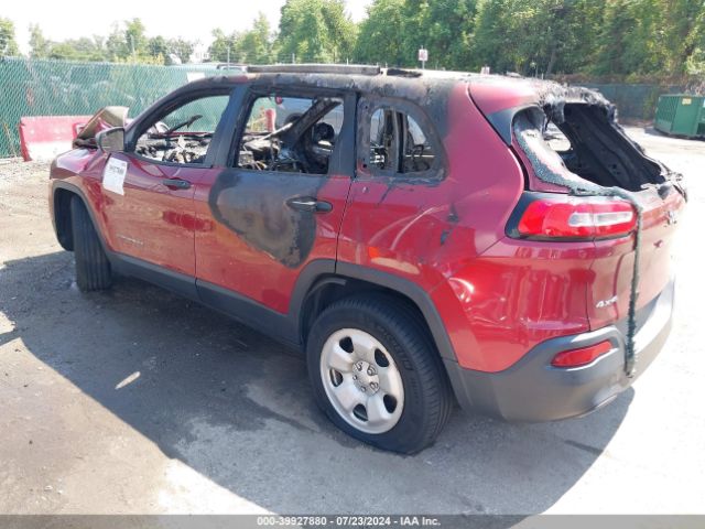 1C4PJMAB4EW317822 Jeep Cherokee Sport