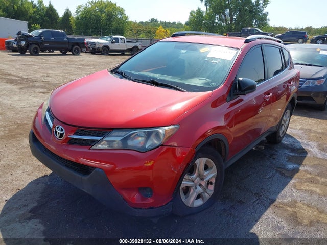 Toyota RAV4 LE 2014 JTMZFREV1EJ001898 Image 2