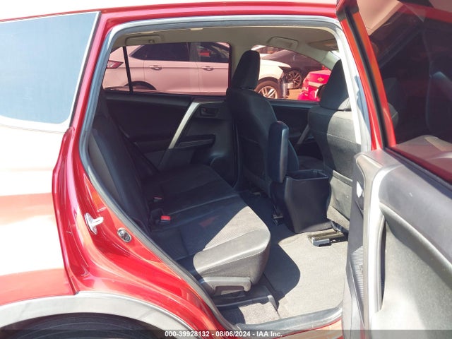 Toyota RAV4 LE 2014 JTMZFREV1EJ001898 Image 8