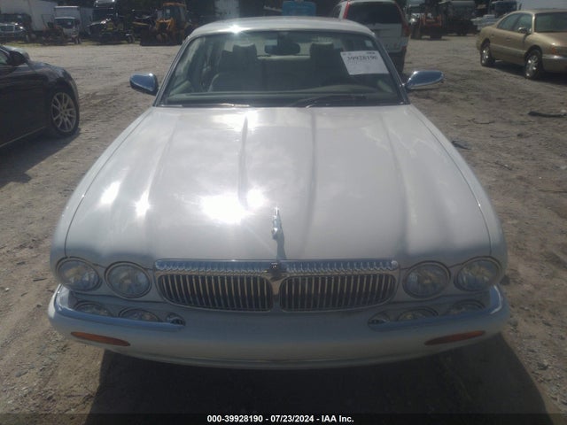 1999 JAGUAR XJ8 SAJKX6046XC859551 Photo 5