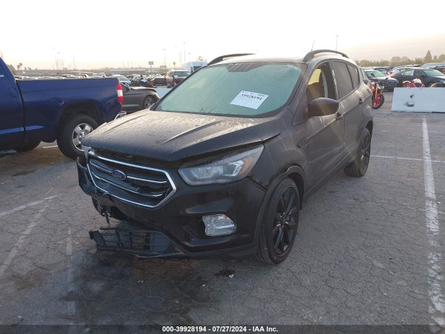 Ford ESCAPE SE 2019 1FMCU0GD3KUB07223 Image 2
