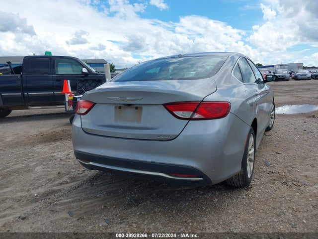 Chrysler 200 Limited 2015 1C3CCCAB9FN621226 Image 4