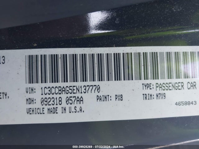 1C3CCBAG5EN137770 Chrysler 200 LX