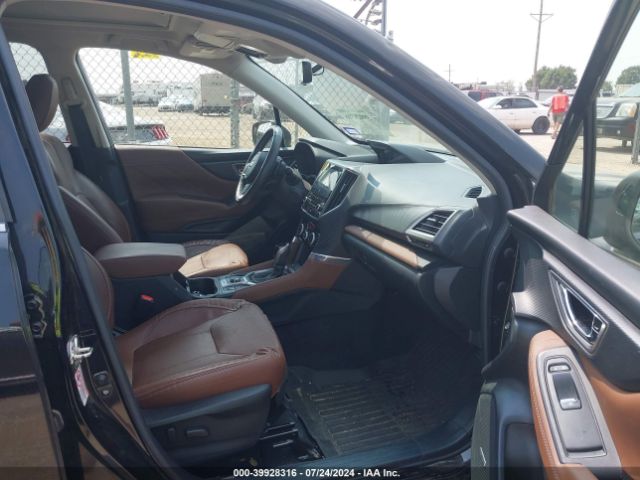 JF2SKAWC6KH532174 Subaru Forester Touring