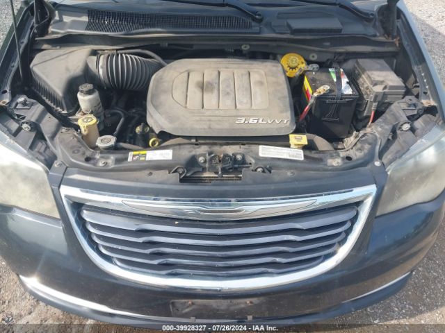 2C4RC1HG9ER373721 Chrysler Town & Country S
