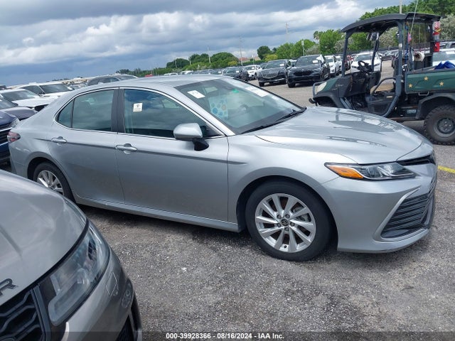 Toyota CAMRY LE 2021 4T1C11AK0MU475447 Image 13