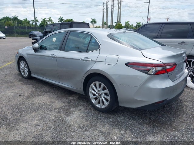Toyota CAMRY LE 2021 4T1C11AK0MU475447 Image 3