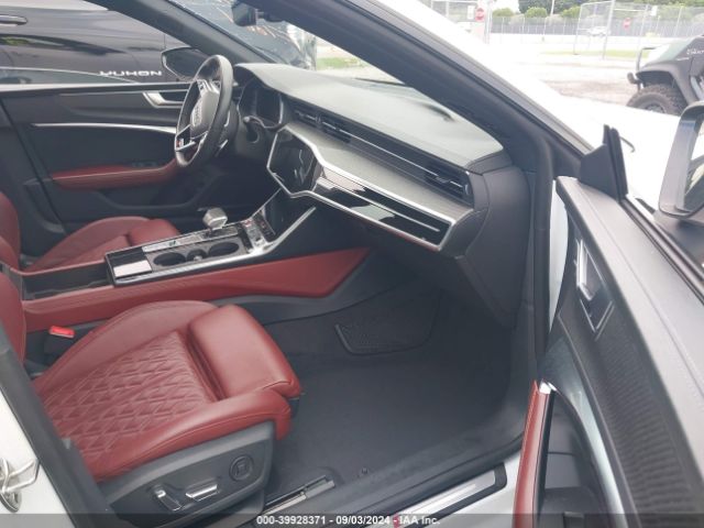 2021 AUDI S7 SPORTBACK WAUSFBF24MN011908 Photo 4