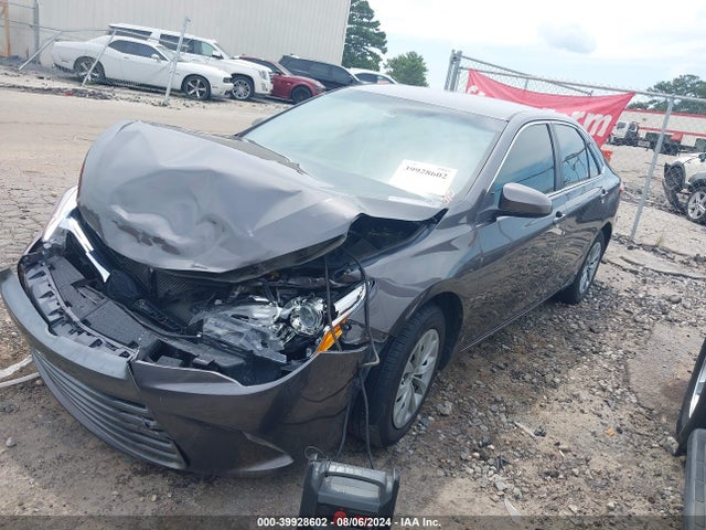 Toyota CAMRY LE 2015 4T1BF1FK8FU093546 Image 2