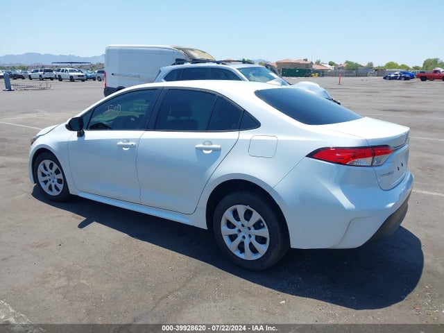 Toyota COROLLA LE 2024 JTDB4MEE9R3016413 Image 3