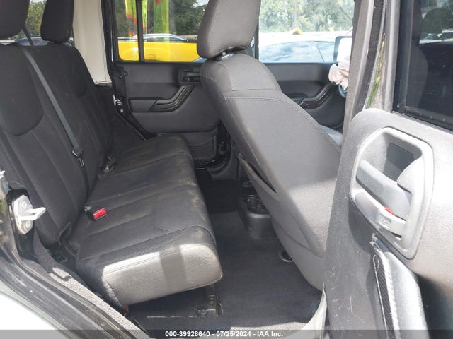 1C4BJWDG6FL722175 Jeep Wrangler Unlimited Sport